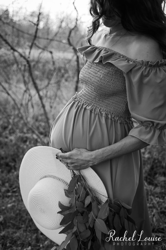Iowa City, Iowa Maternity Photographer | Rachel Louise Photography LLC