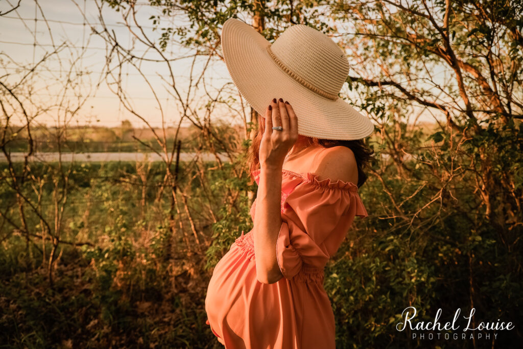 Iowa City, Iowa Maternity Photographer | Rachel Louise Photography LLC