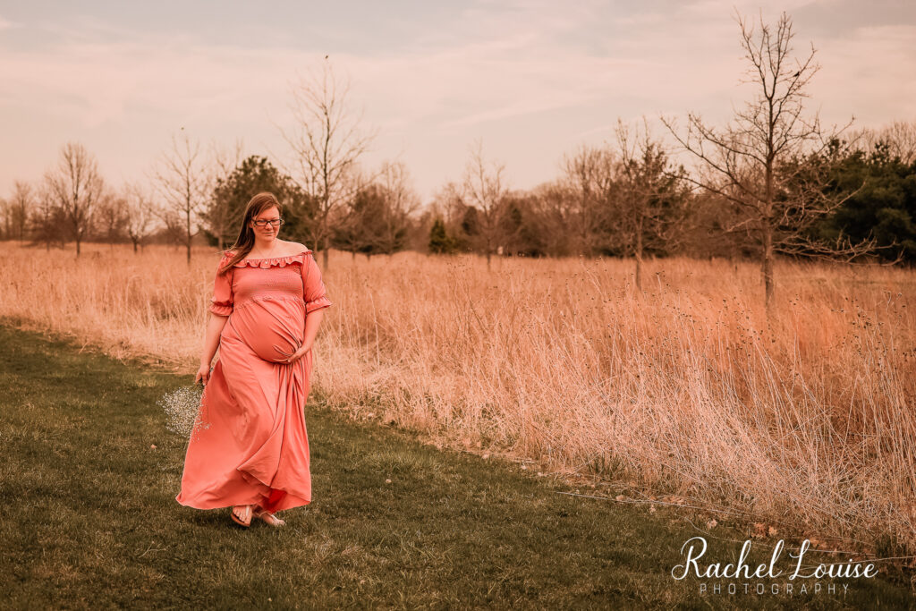 Marion, Iowa and Cedar Rapids, Iowa maternity photographer | Rachel Louise Photography by Rachel LeBeau