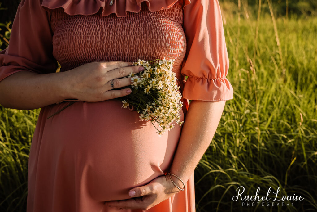 Maternity Photography in Iowa City, IA, Best Luxury Photographer in Iowa